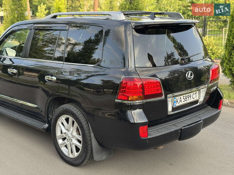 Внедорожник / Кроссовер Lexus LX 2011 в Киеве