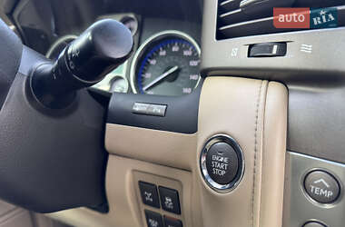 Внедорожник / Кроссовер Lexus LX 2011 в 