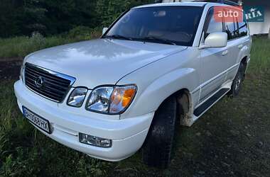 Позашляховик / Кросовер Lexus LX 2001 в Сваляві
