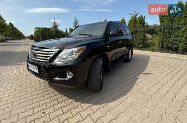 Внедорожник / Кроссовер Lexus LX 2008 в 