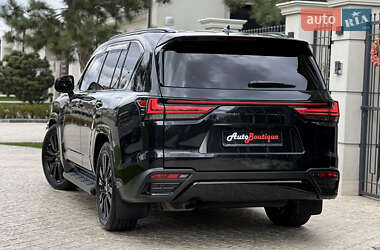 Позашляховик / Кросовер Lexus LX 2023 в 