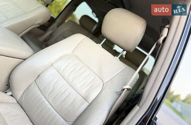 Внедорожник / Кроссовер Lexus LX 2006 в 