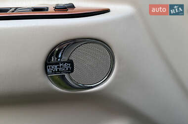 Внедорожник / Кроссовер Lexus LX 2006 в 