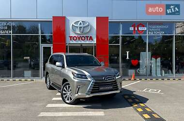 Внедорожник / Кроссовер Lexus LX 2019 в 