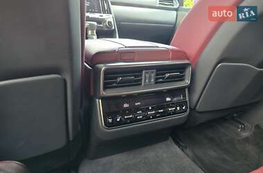 Внедорожник / Кроссовер Lexus LX 2023 в 