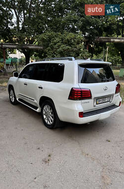 Внедорожник / Кроссовер Lexus LX 2008 в 