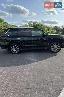 Внедорожник / Кроссовер Lexus LX 2017 в Хмельницком