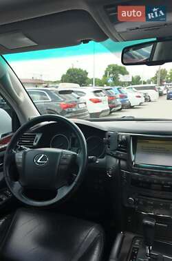 Позашляховик / Кросовер Lexus LX 2010 в 
