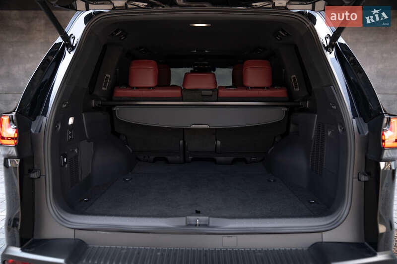 Позашляховик / Кросовер Lexus LX 2022 в Києві