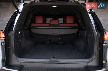 Позашляховик / Кросовер Lexus LX 2022 в 