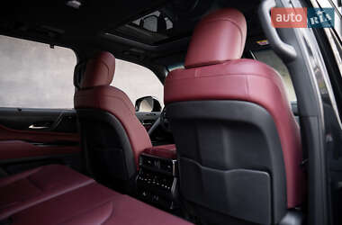 Позашляховик / Кросовер Lexus LX 2022 в 