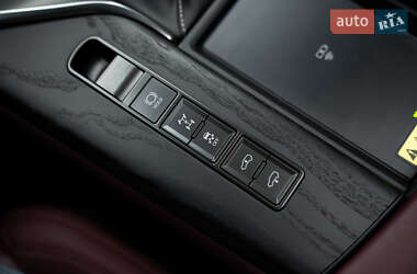 Позашляховик / Кросовер Lexus LX 2022 в 