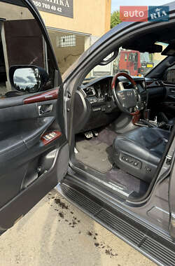 Внедорожник / Кроссовер Lexus LX 2013 в 