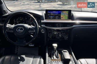 Внедорожник / Кроссовер Lexus LX 2018 в 