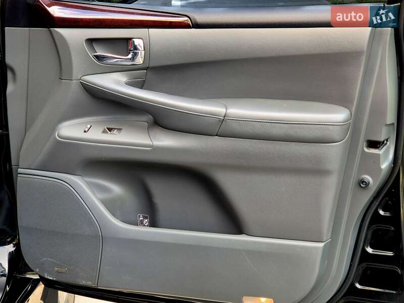 Внедорожник / Кроссовер Lexus LX 2010 в Харькове