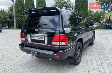 Внедорожник / Кроссовер Lexus LX 2004 в 