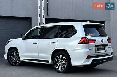 Внедорожник / Кроссовер Lexus LX 2019 в 