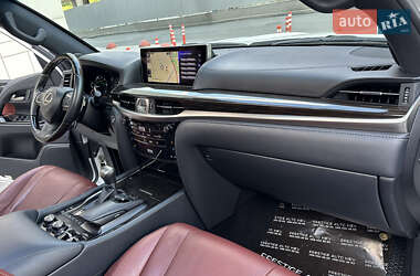 Внедорожник / Кроссовер Lexus LX 2019 в 