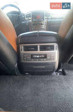 Внедорожник / Кроссовер Lexus LX 2013 в 