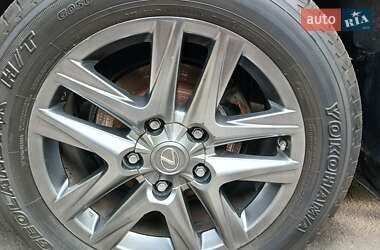 Внедорожник / Кроссовер Lexus LX 2013 в 