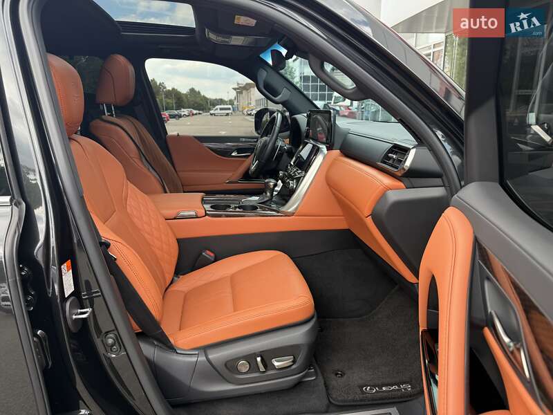Внедорожник / Кроссовер Lexus LX 2023 в Днепре