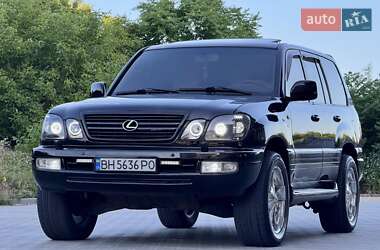 Внедорожник / Кроссовер Lexus LX 2003 в 
