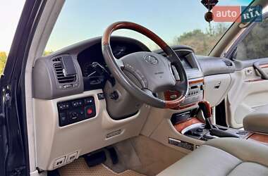 Внедорожник / Кроссовер Lexus LX 2003 в 