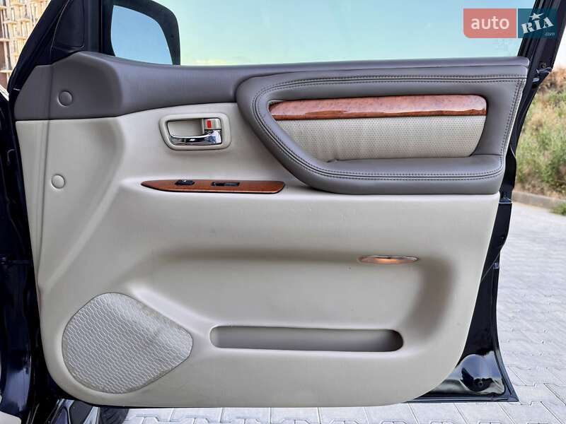 Внедорожник / Кроссовер Lexus LX 2003 в Одессе фото 47 Внедорожник / Кроссовер Lexus LX 2003 в Одессе