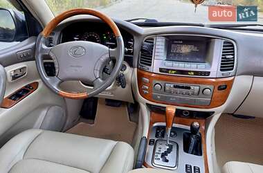 Внедорожник / Кроссовер Lexus LX 2003 в 