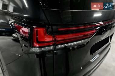 Позашляховик / Кросовер Lexus LX 2022 в 