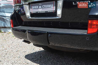 Внедорожник / Кроссовер Lexus LX 2008 в 
