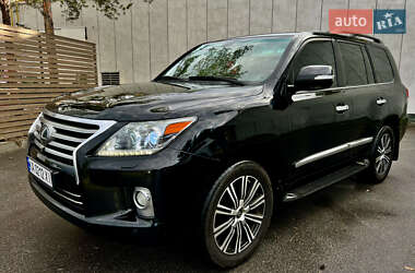 Внедорожник / Кроссовер Lexus LX 2008 в 