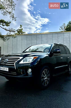 Внедорожник / Кроссовер Lexus LX 2008 в 