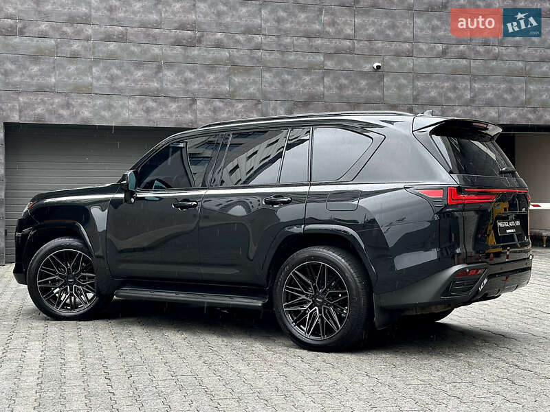 Внедорожник / Кроссовер Lexus LX 2022 в Киеве
