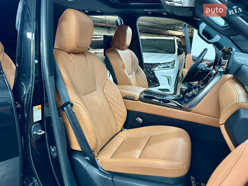 Внедорожник / Кроссовер Lexus LX 2022 в Киеве