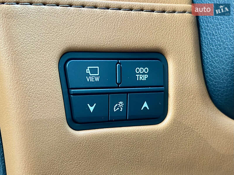 Внедорожник / Кроссовер Lexus LX 2022 в Киеве