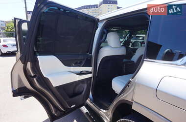 Внедорожник / Кроссовер Lexus LX 2022 в 