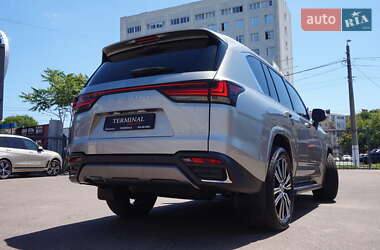 Внедорожник / Кроссовер Lexus LX 2022 в 