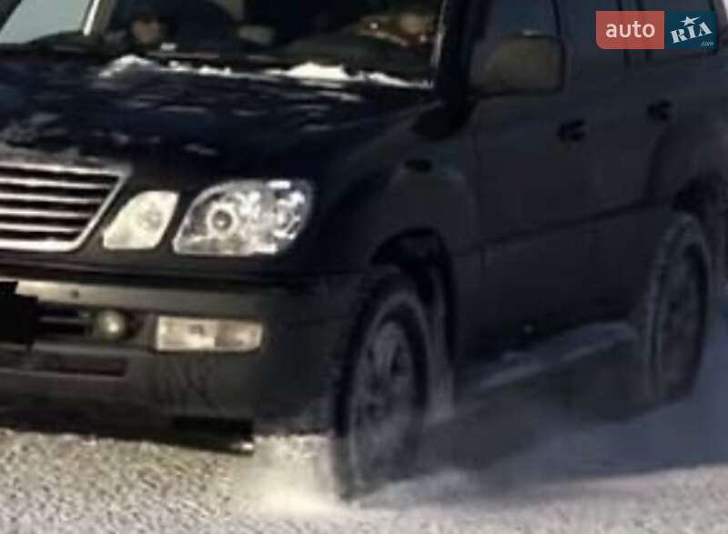 Позашляховик / Кросовер Lexus LX 2005 в 