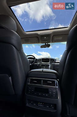 Внедорожник / Кроссовер Lexus LX 2008 в 