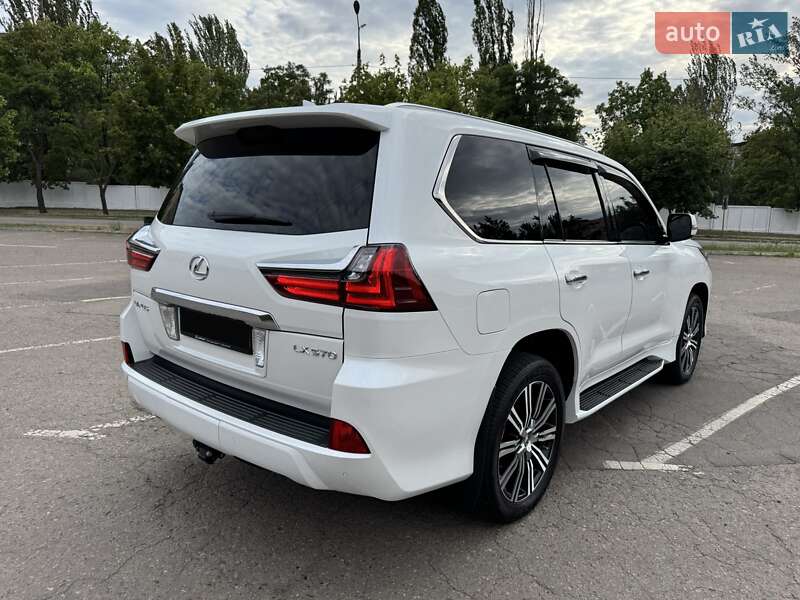 Внедорожник / Кроссовер Lexus LX 2017 в Кривом Роге