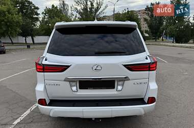 Позашляховик / Кросовер Lexus LX 2017 в 