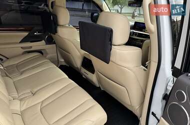 Позашляховик / Кросовер Lexus LX 2017 в 