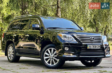 Внедорожник / Кроссовер Lexus LX 2011 в 