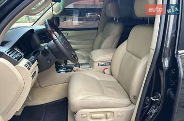 Внедорожник / Кроссовер Lexus LX 2011 в 