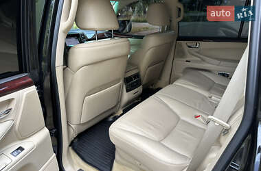 Внедорожник / Кроссовер Lexus LX 2011 в 
