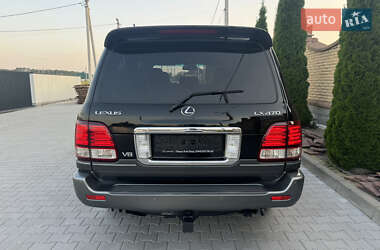 Внедорожник / Кроссовер Lexus LX 2006 в 