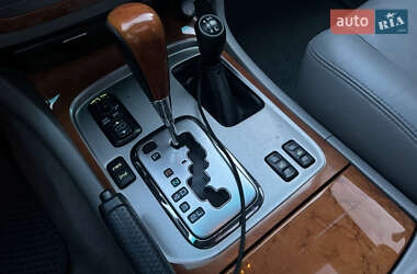 Внедорожник / Кроссовер Lexus LX 2006 в 