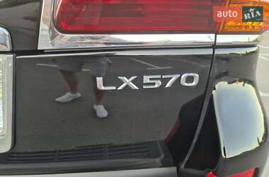 Внедорожник / Кроссовер Lexus LX 2008 в 