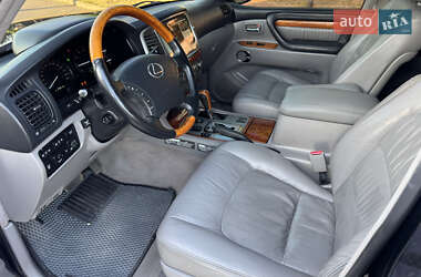 Внедорожник / Кроссовер Lexus LX 2005 в 